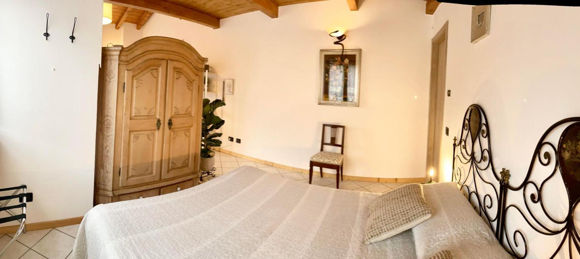 Bb10 Oasi Guest House Арона Екстериор снимка