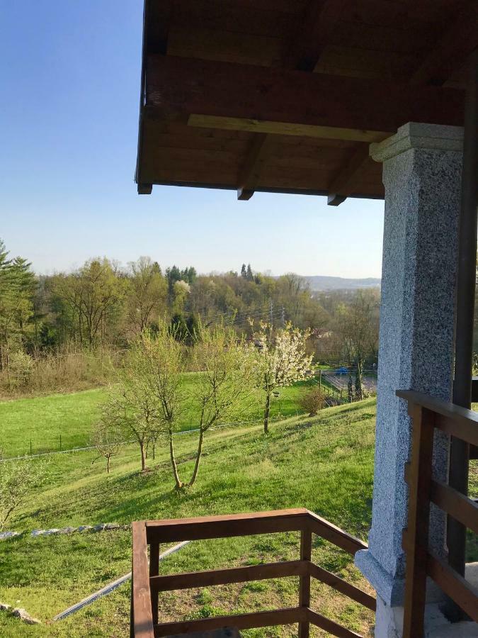 Bb10 Oasi Guest House Арона Екстериор снимка